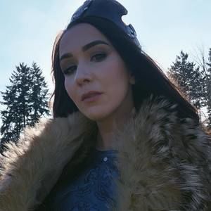 Meet your Posher, Bailey